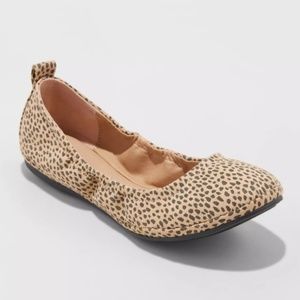♥️NWOT Animal Print Faux Suede Ballet Flats SZ 8